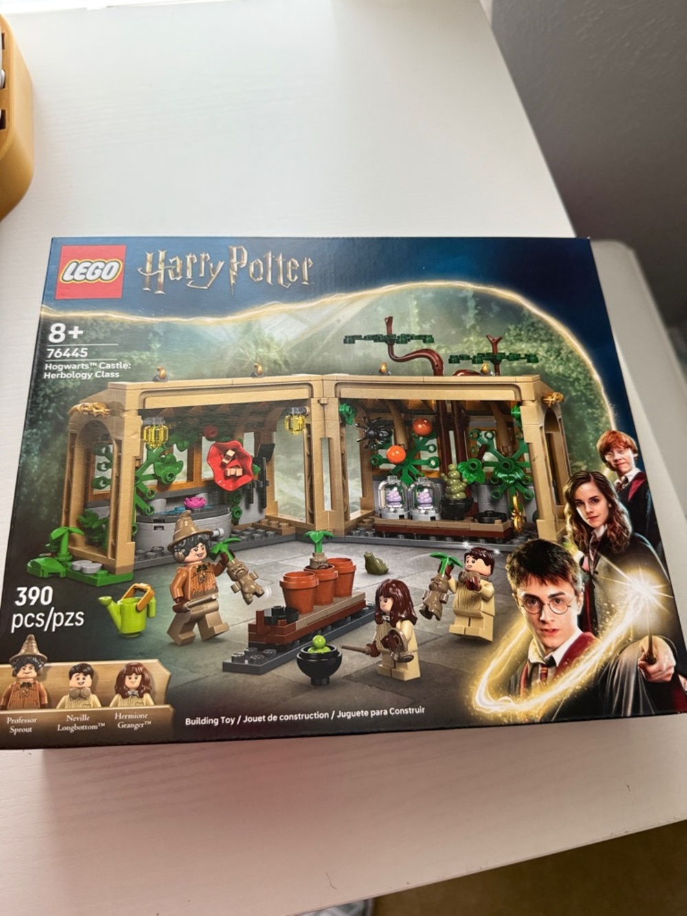 New Lego Harry Potter Herbology building toy 8+ 390 pieces
